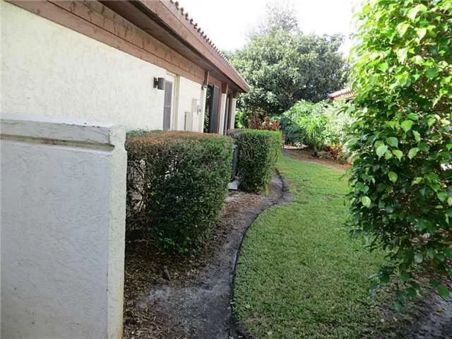 Photo of 5382 SE Meredith Terrace