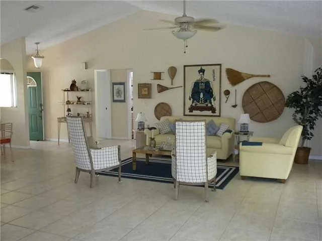 Photo of 5238 SE Major Way