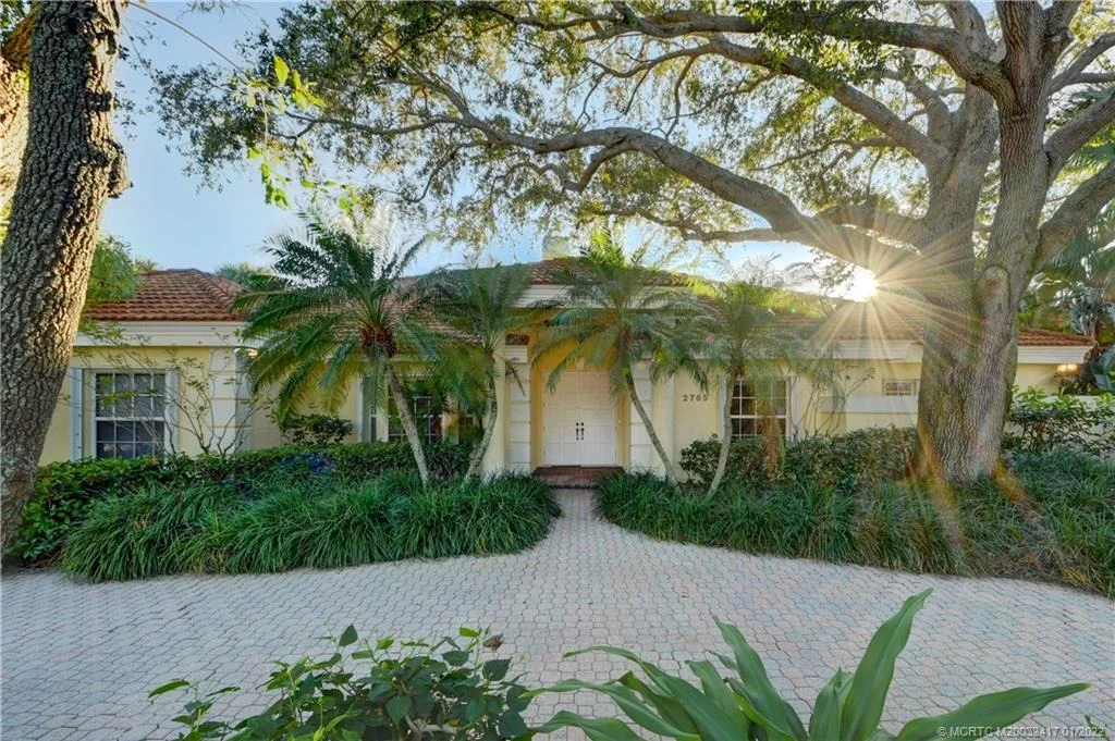 Photo of 2765 Tecumseh Drive