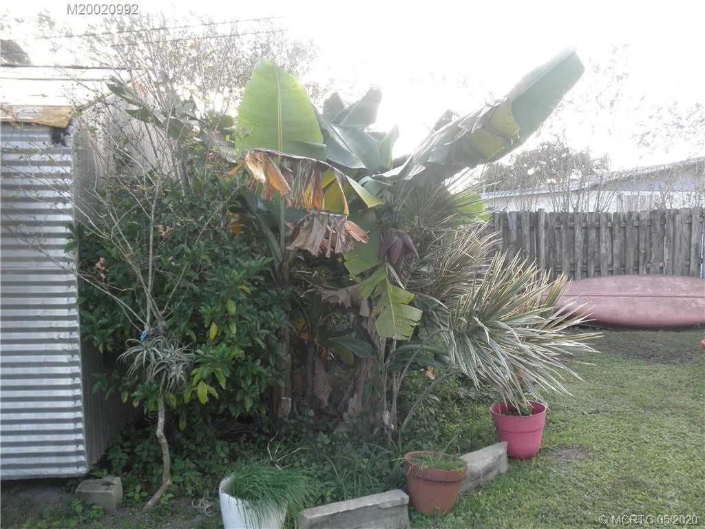 Photo of 1750 NW Sunset Boulevard