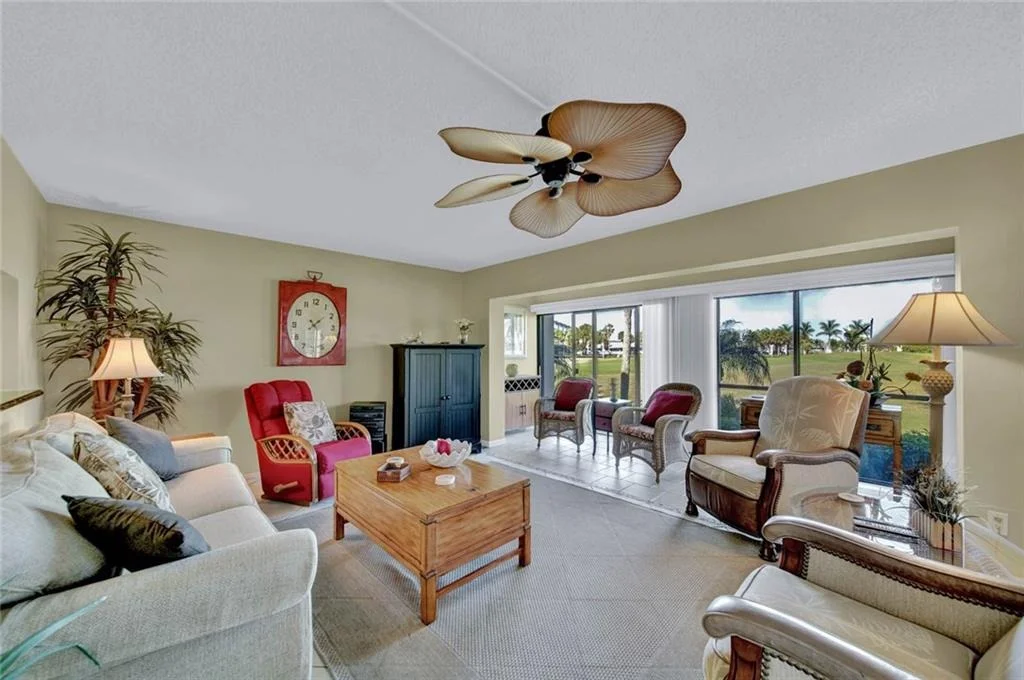 Photo of 333 NE Golfview Circle
