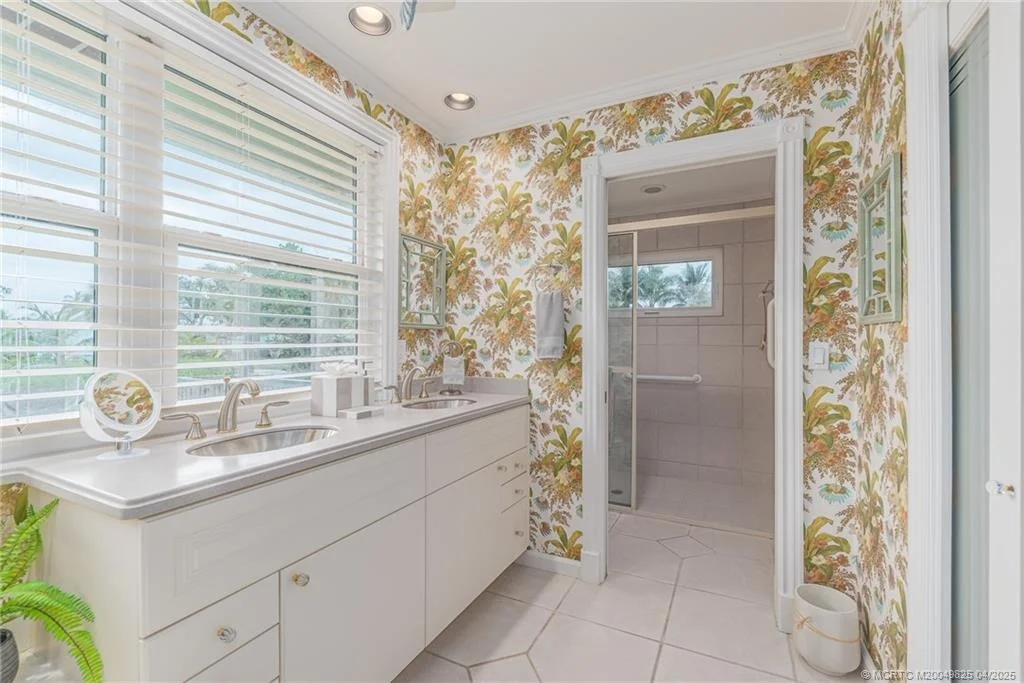 Photo of 4020 SE Whiticar Way