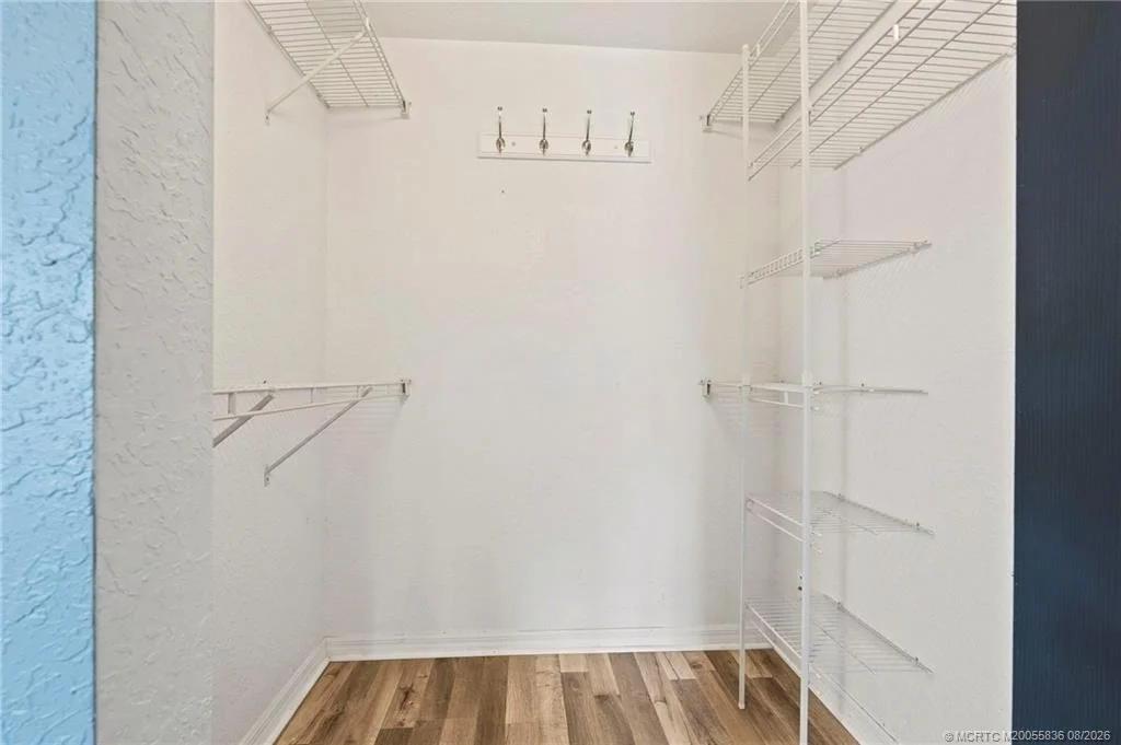 Photo of 984 NW 16th Place