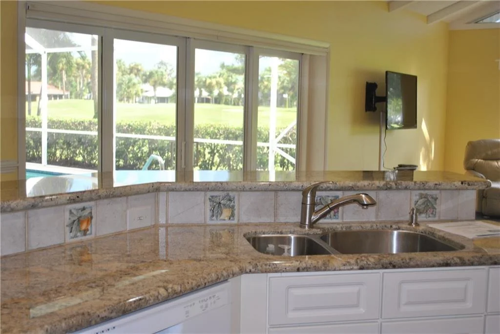 Photo of 3041 SE Fairway W