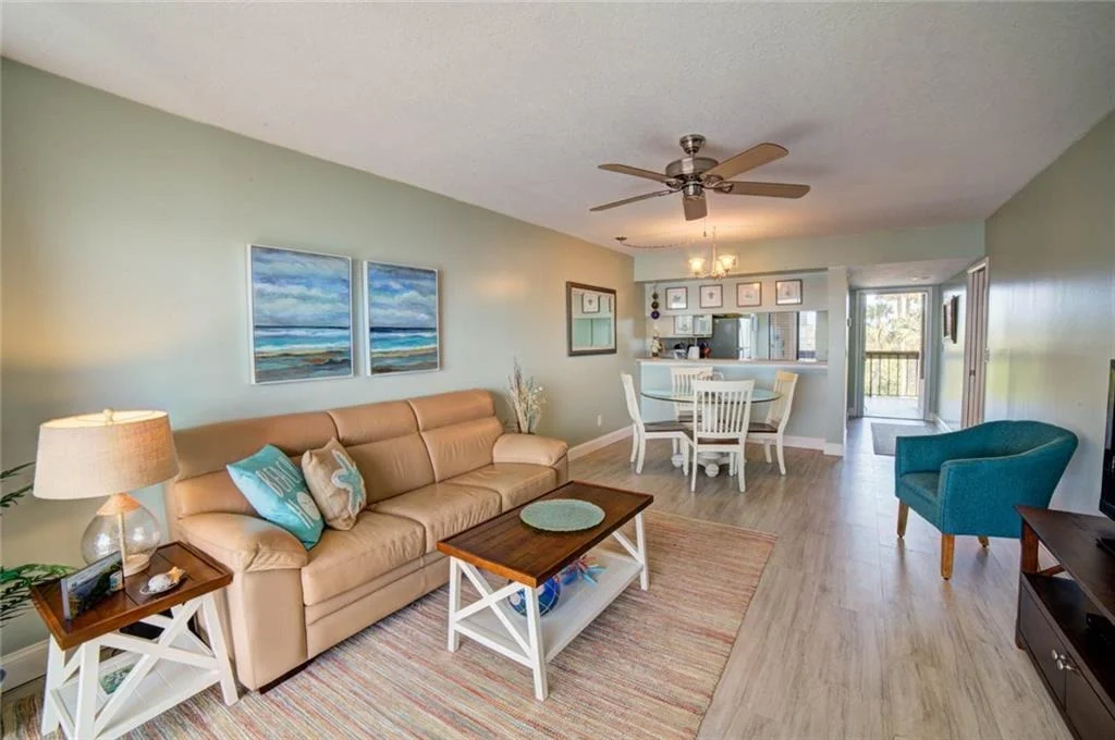 Photo of Unit 303 at 4620 NE Sandpebble Trace