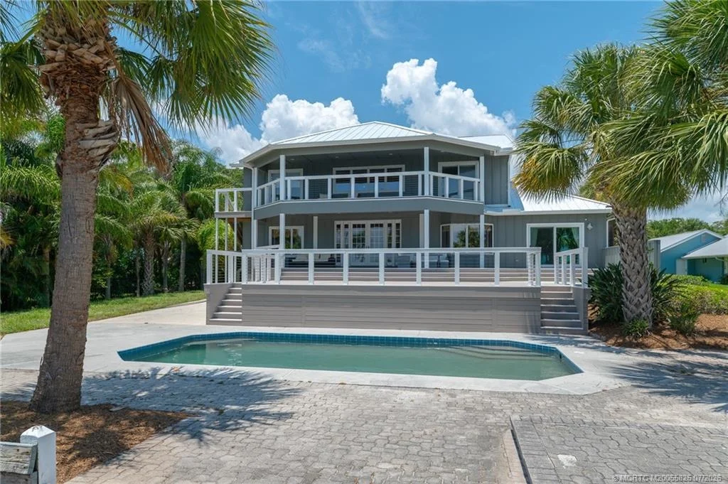 Photo of 114 N Sewalls Point Road