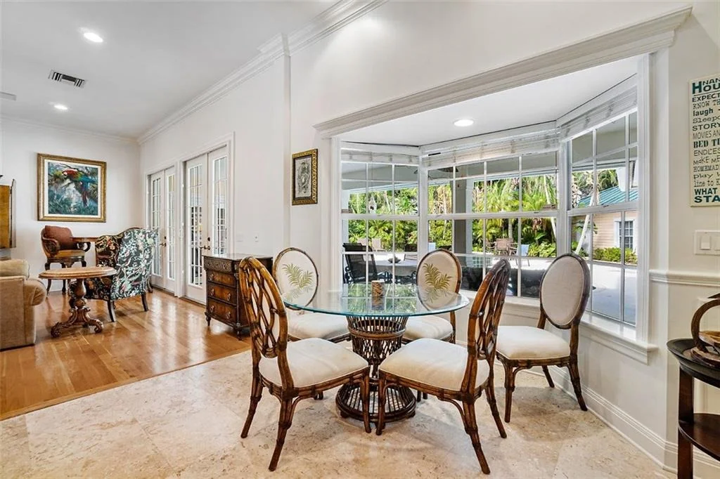 Photo of 5321 Point Lane E