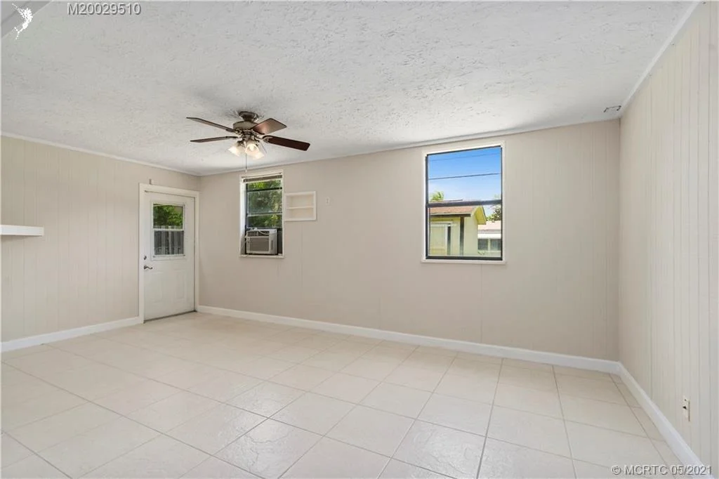 Photo of 1591 SE 11th Street