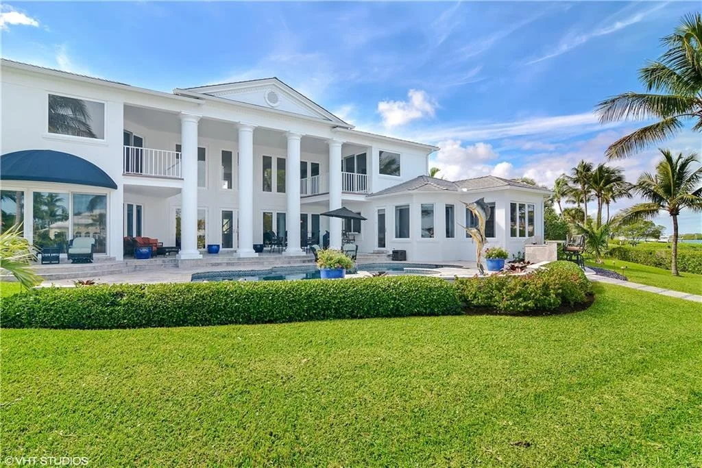 Photo of 7000 SE Harbor Circle