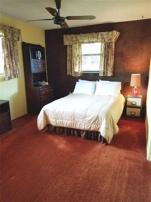Photo of 1497 NW Lake Point