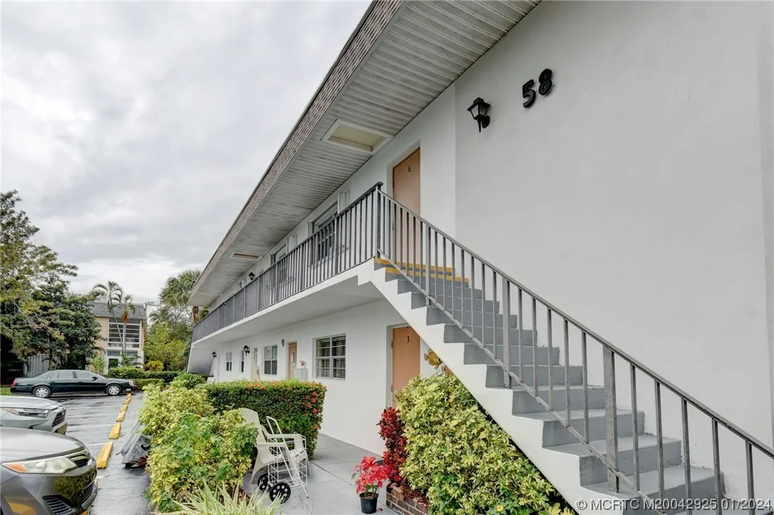 Photo of Unit 586 at 2950 SE Ocean Boulevard