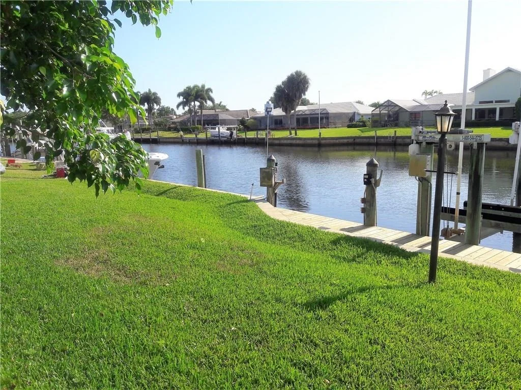 Photo of 3422 SE Fairway W