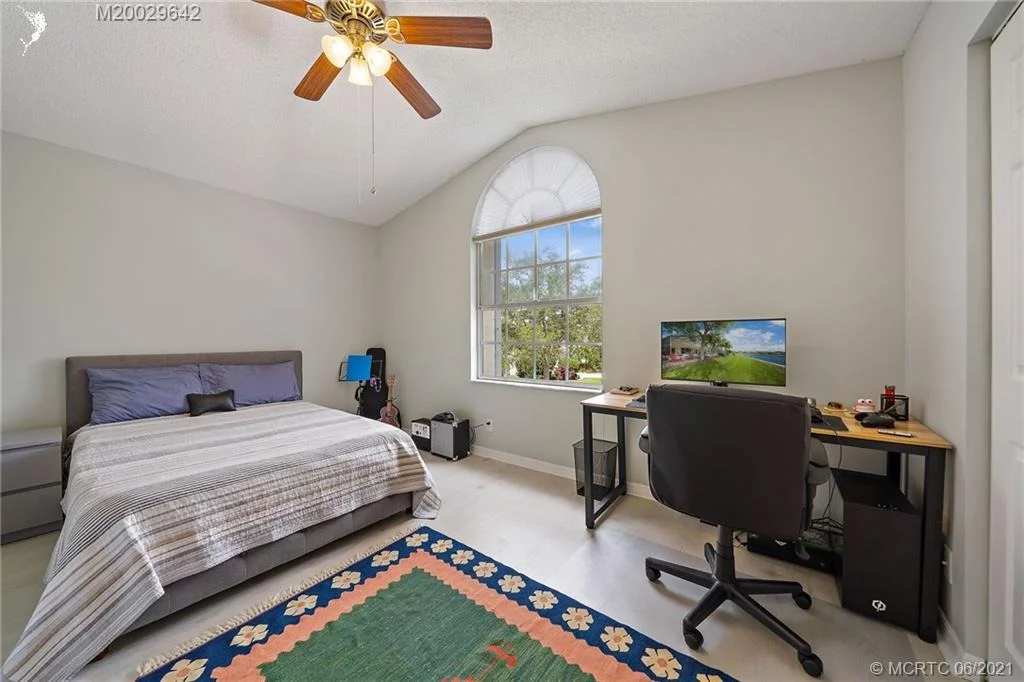 Photo of 4752 SE Mizner Place