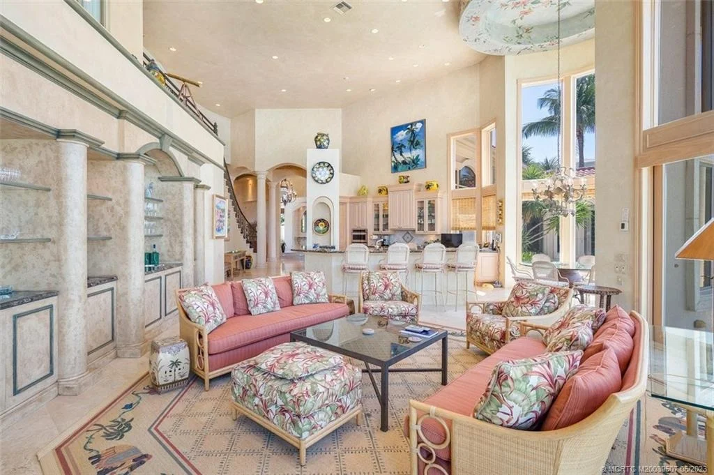 Photo of 7032 SE Harbor Circle