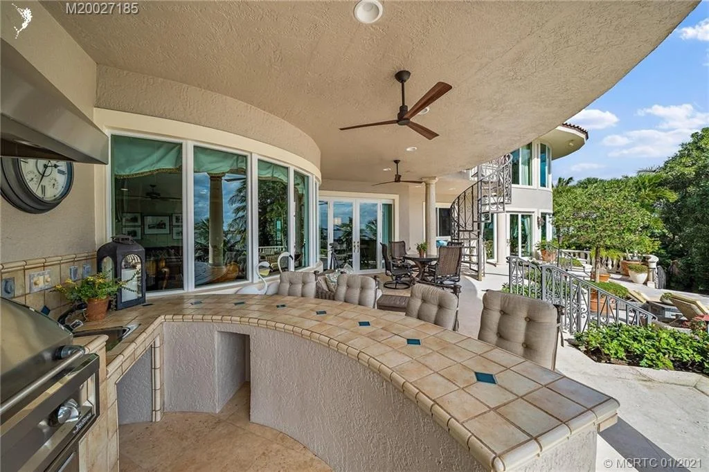 Photo of 31 NE Lofting Way