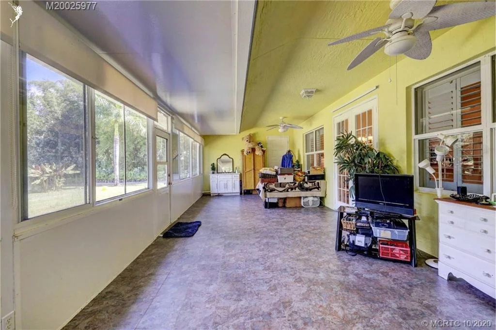 Photo of 1055 SE Salerno Road