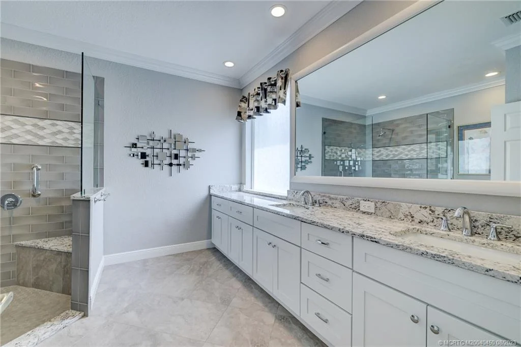 Photo of 6655 SE Twin Oaks Circle
