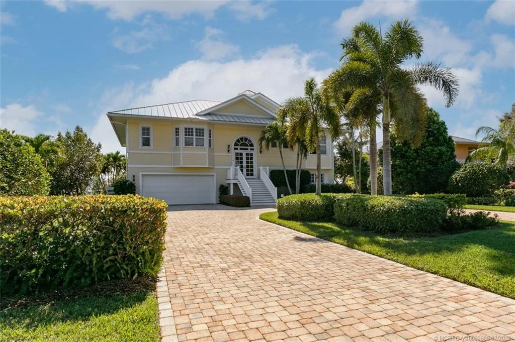 Photo of 5914 SE Horseshoe Point Road