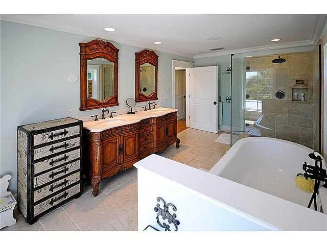Photo of 8 Castle Hill Way