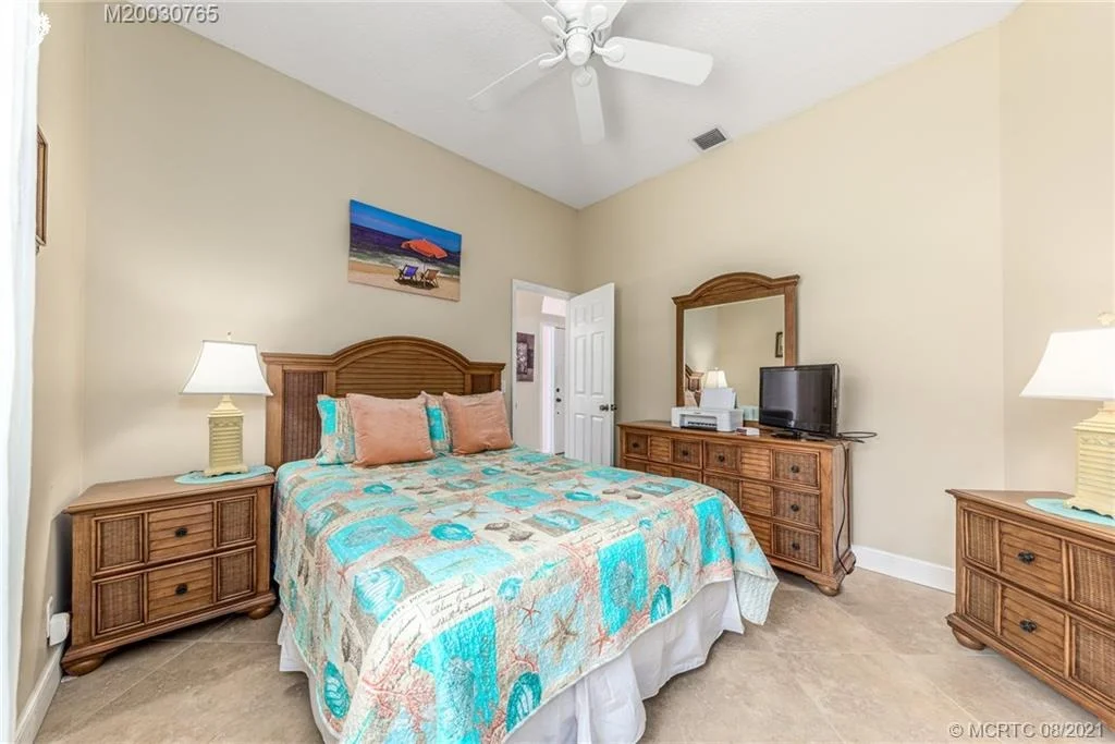 Photo of 6979 SE Cutler Trail