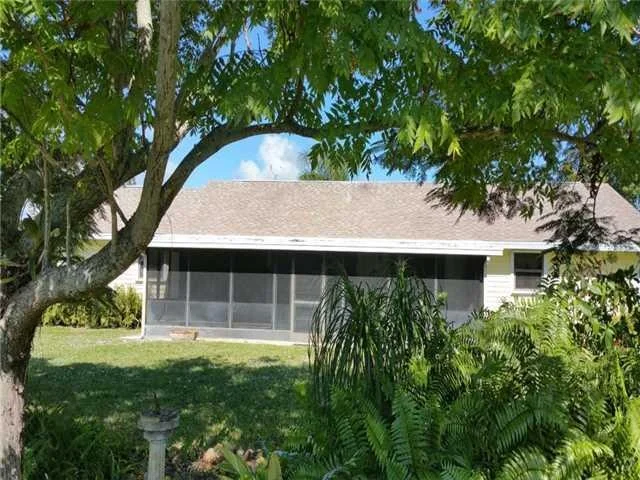 Photo of 2468 NW Everglades Boulevard