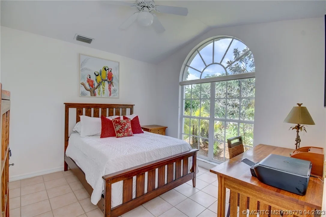 Photo of 5041 SE Bent Wood Drive
