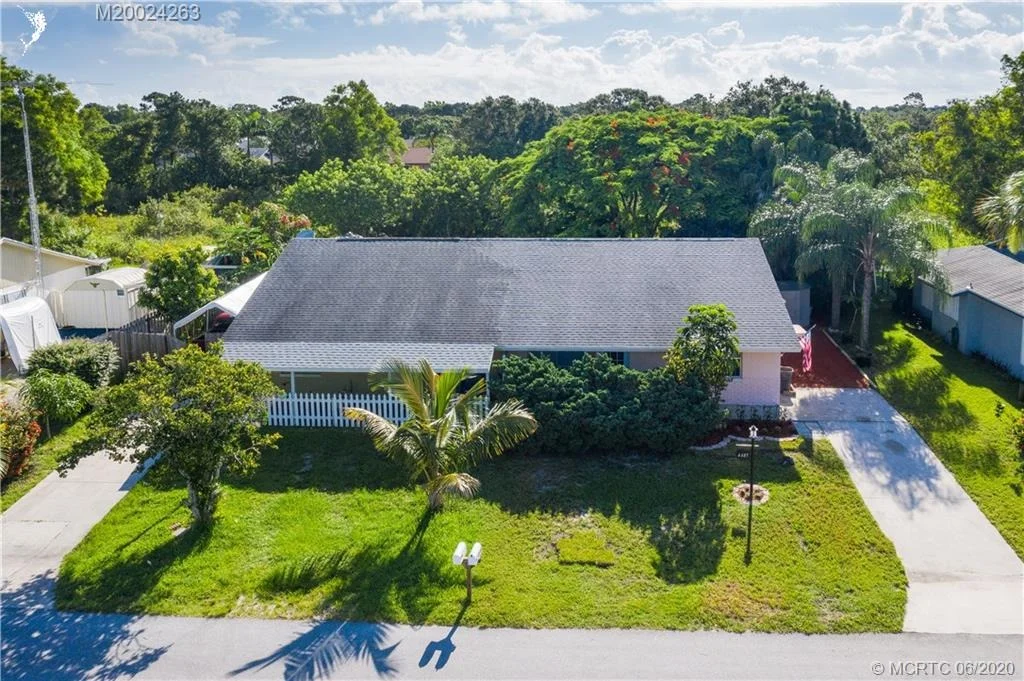 Photo of 4485 SE Beaver Lane