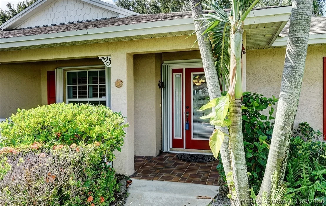 Photo of 446 NE Vanda Terrado