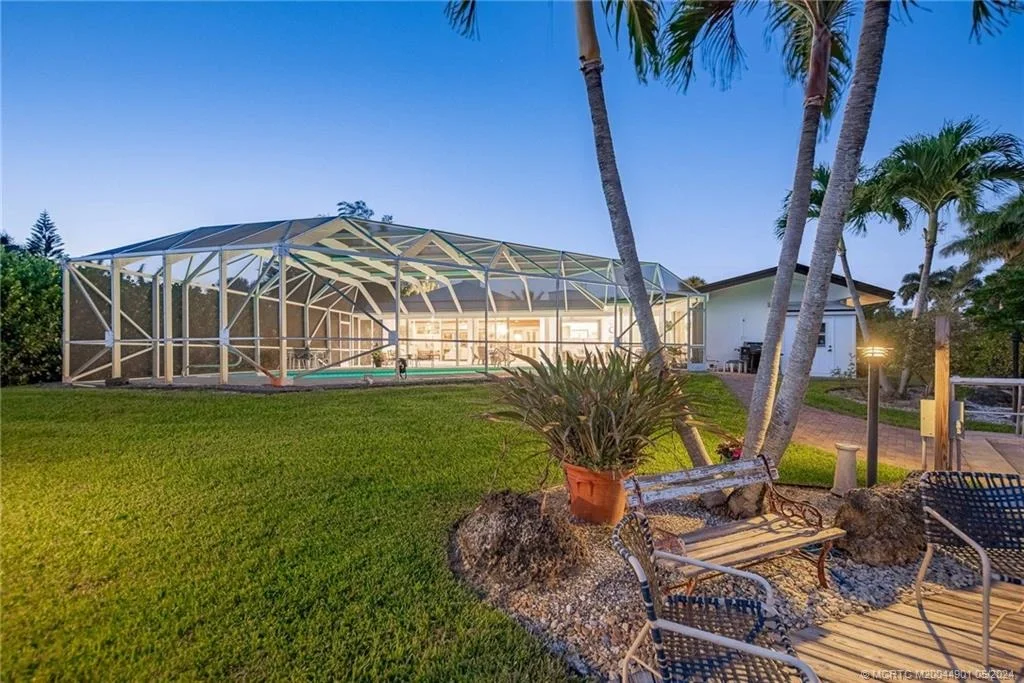 Photo of 1686 NW Harbor Place