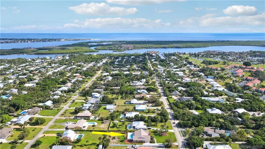 Photo of 5439 SE Horseshoe Point Road
