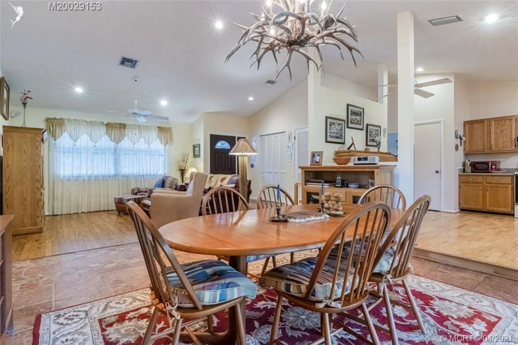 Photo of 5200 Sunset Boulevard