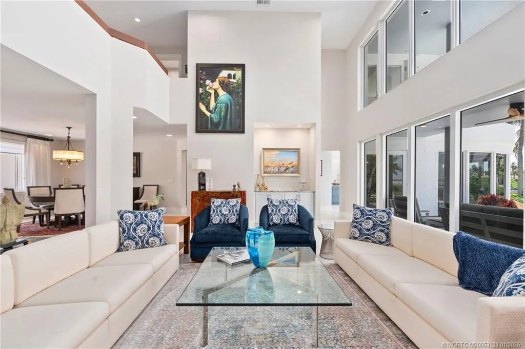 Photo of 6460 SE Harbor Circle