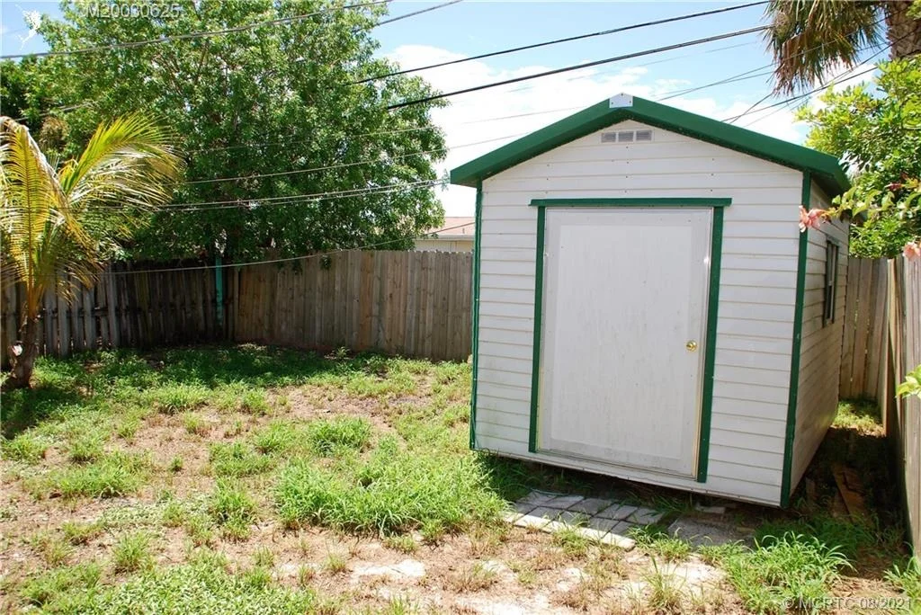 Photo of 2340 NE Rustic Way