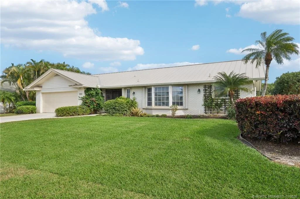 Photo of 3283 SE Fairway E