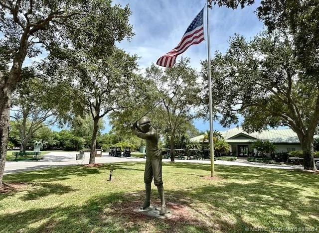 Photo of 7108 SE Twin Oaks Circle