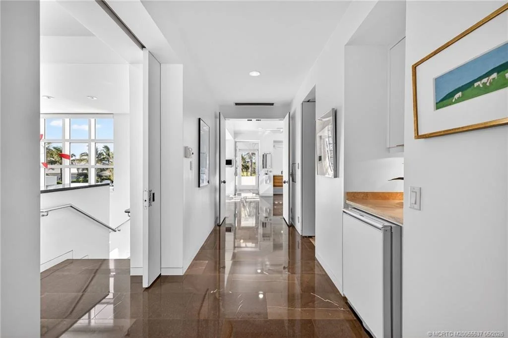 Photo of 7034 SE Harbor Circle