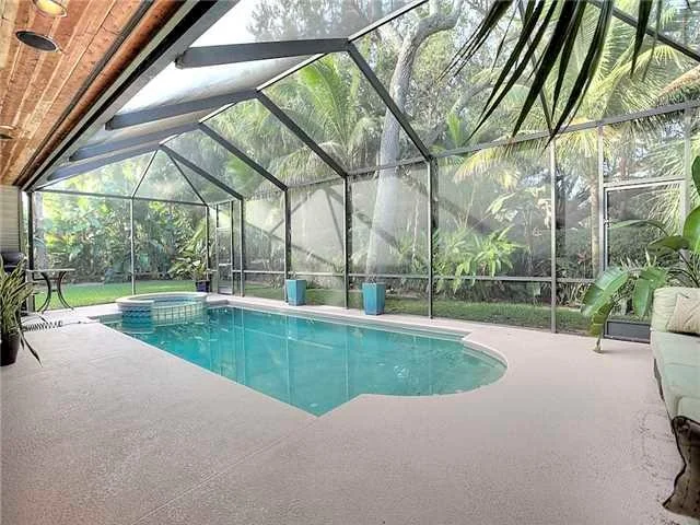 Photo of 8 Knowles Road