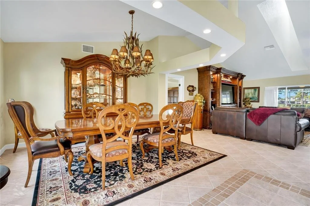 Photo of 4093 SE Fairway E