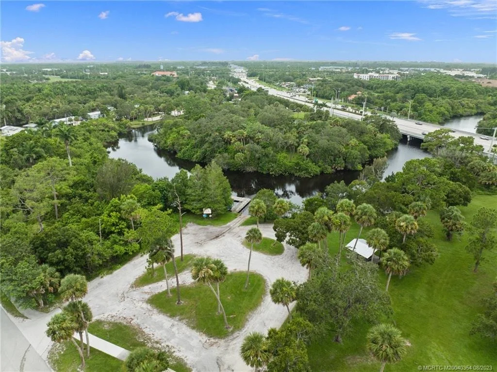 Photo of 7809 SE River Lane