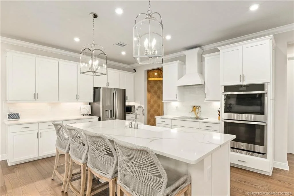 Photo of 5083 SW Winchester Drive