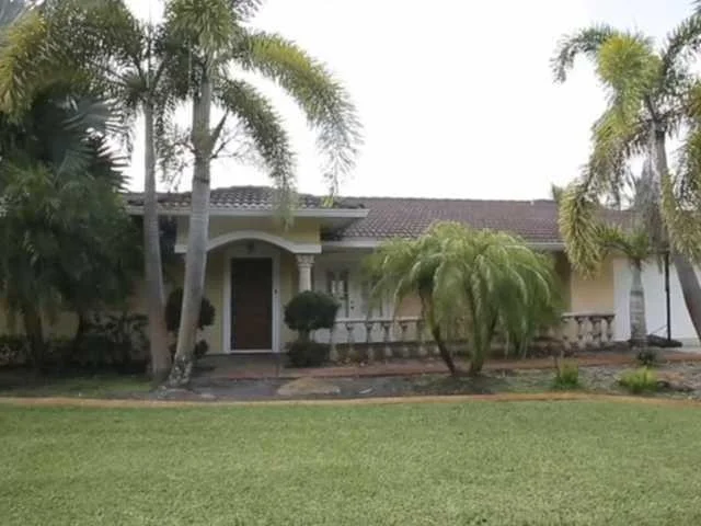 Photo of 609 NW Howard Creek Lane
