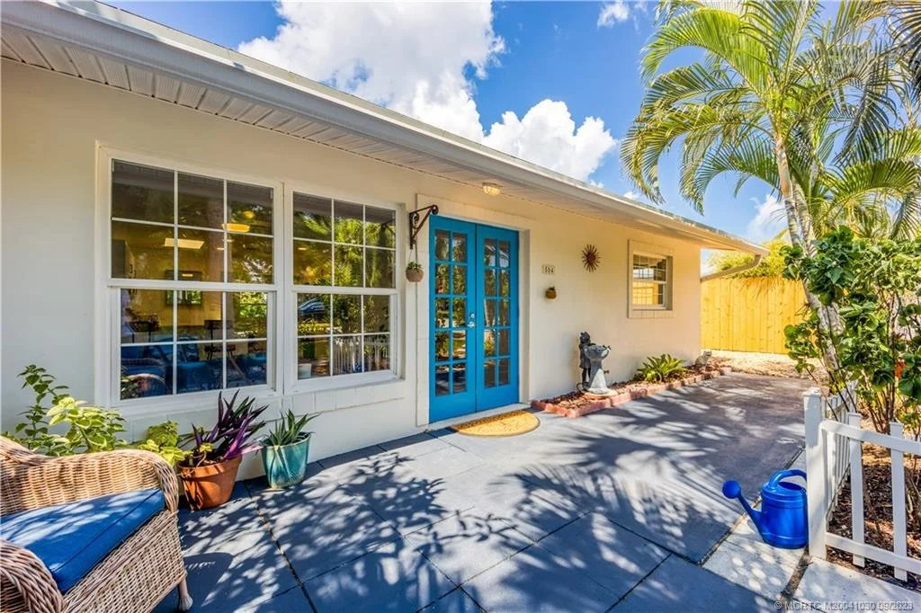 Photo of 504 SE Parkway Drive