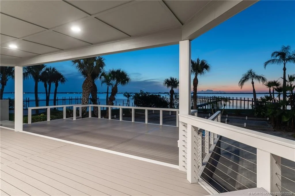 Photo of 114 N Sewalls Point Road
