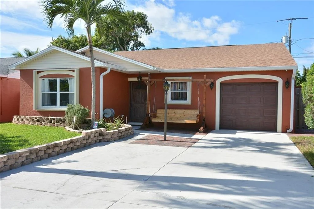 Photo of 5698 SE Mitzi Lane