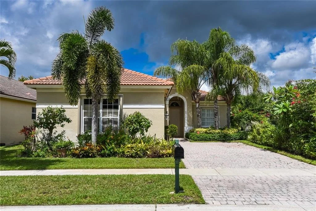 Photo of 6410 SE Northgate Drive