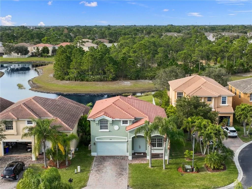Photo of 1341 SE Fleming Way