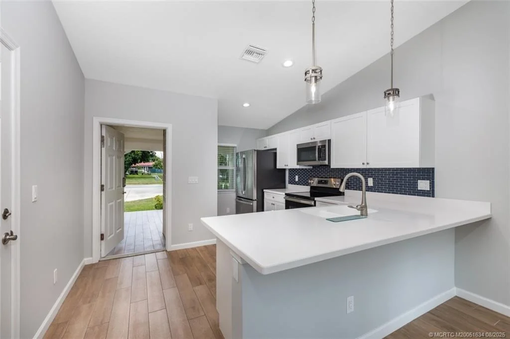 Photo of 5245 SE Channel Drive