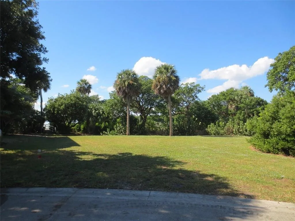 Photo of 7655 Pelican Pointe Drive