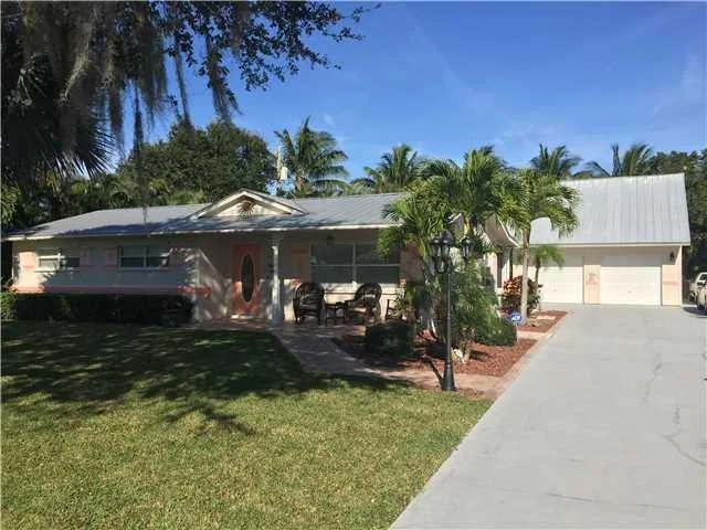 Photo of 5555 SE Orange Street