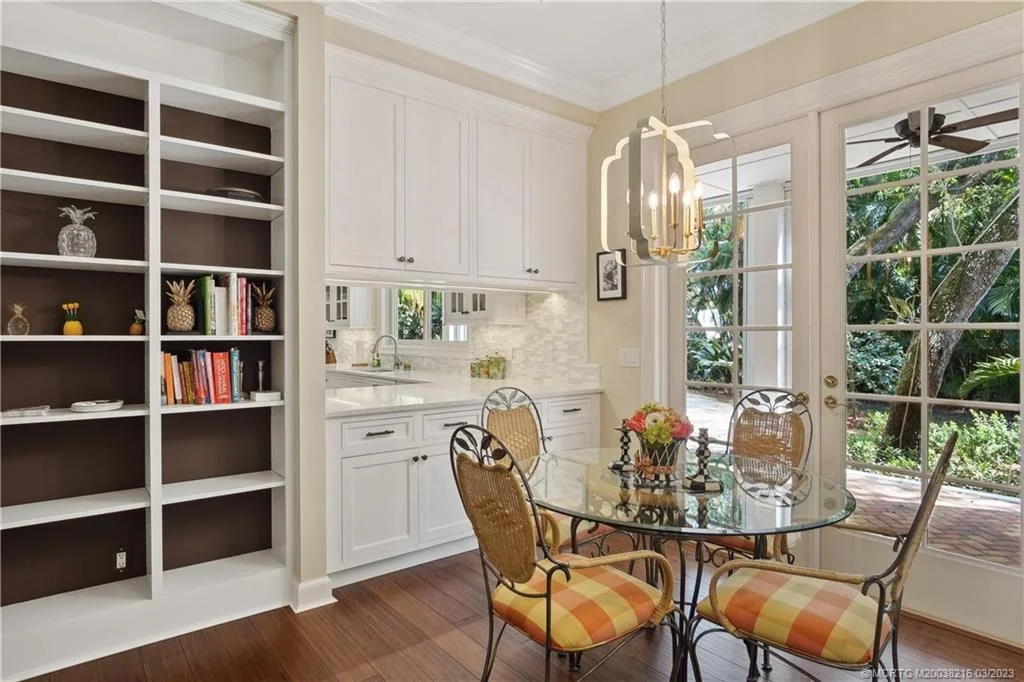 Photo of 9 Pineapple Lane
